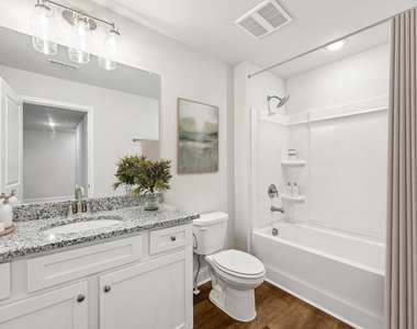 352 Stately Oaks Court - Photo Thumbnail 33