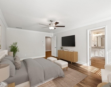 352 Stately Oaks Court - Photo Thumbnail 24