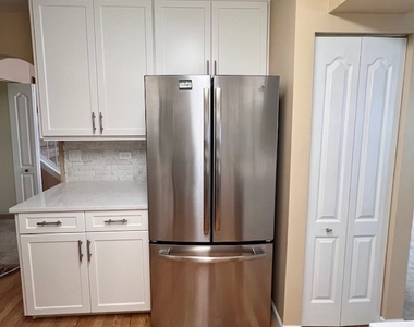 4716 Amber Circle - Photo Thumbnail 5