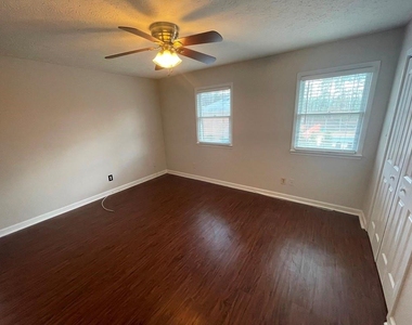2906 Webb Bridge Road - Photo Thumbnail 11