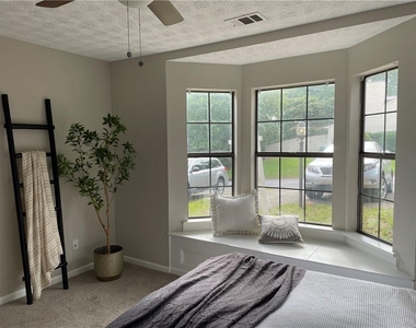 1068 Travelers Trail Nw - Photo Thumbnail 19