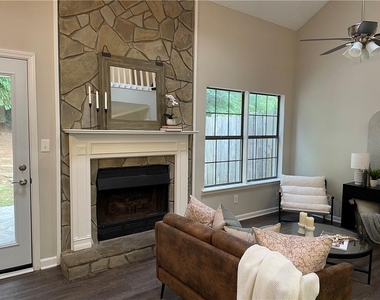 1068 Travelers Trail Nw - Photo Thumbnail 9