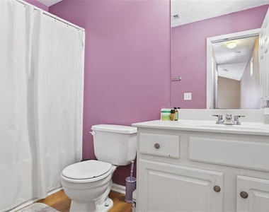 205 Oak Grove - Photo Thumbnail 13