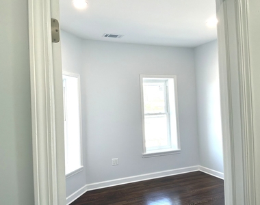 224 E Cass Street - Photo Thumbnail 33