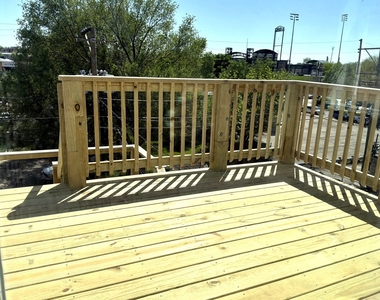 224 E Cass Street - Photo Thumbnail 1