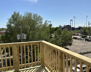 224 E Cass Street - Photo Thumbnail 30