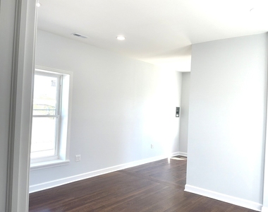 224 E Cass Street - Photo Thumbnail 31
