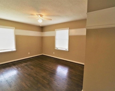 6075 Harleston - Photo Thumbnail 15