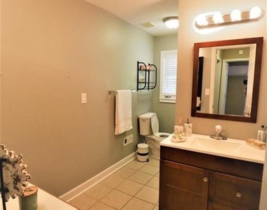 6075 Harleston - Photo Thumbnail 10