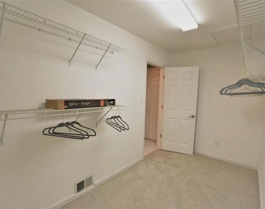 6075 Harleston - Photo Thumbnail 14