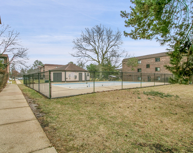 1002 Castilian Court - Photo Thumbnail 19