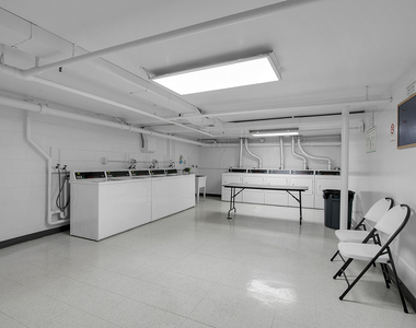 1002 Castilian Court - Photo Thumbnail 17