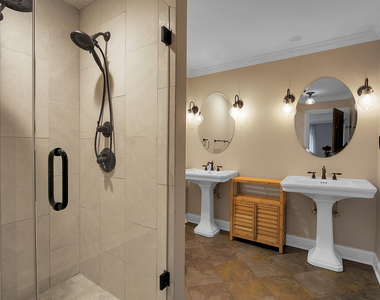 1002 Castilian Court - Photo Thumbnail 10