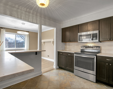 1002 Castilian Court - Photo Thumbnail 6