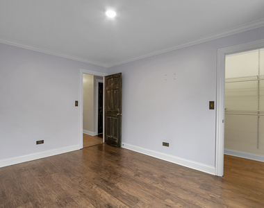 1002 Castilian Court - Photo Thumbnail 14