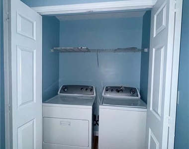 3871 Pleasant Oaks Drive - Photo Thumbnail 19