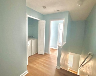 3871 Pleasant Oaks Drive - Photo Thumbnail 25
