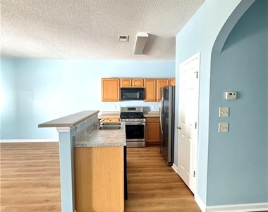 3871 Pleasant Oaks Drive - Photo Thumbnail 10