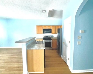 3871 Pleasant Oaks Drive - Photo Thumbnail 11