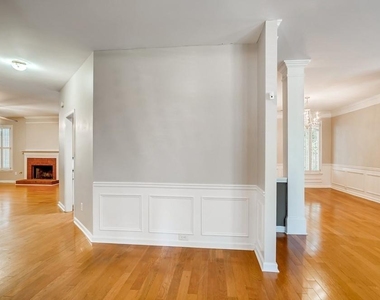 1455 Stoney Field Place - Photo Thumbnail 3