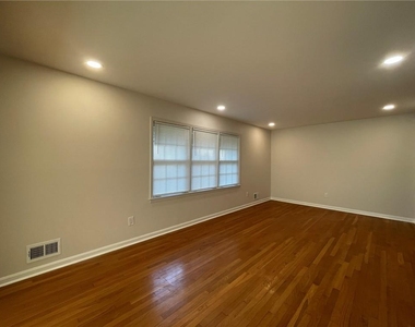 2297 Hylaea Road - Photo Thumbnail 3