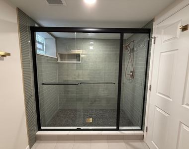 5822 W 64th Place - Photo Thumbnail 12