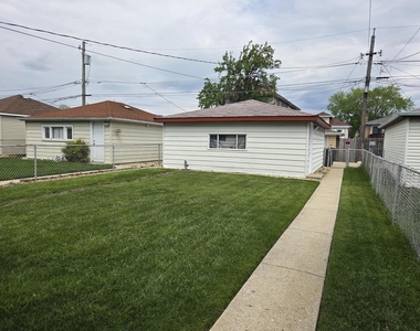 5822 W 64th Place - Photo Thumbnail 17