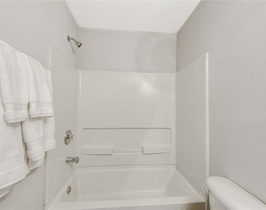 268 Balaban Circle - Photo Thumbnail 33