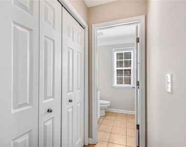 268 Balaban Circle - Photo Thumbnail 20