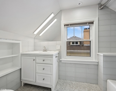 314 Oxford Road - Photo Thumbnail 19