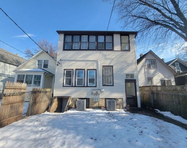 1122 Sherman Avenue - Photo Thumbnail 3