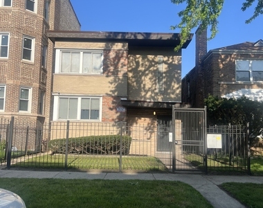 8235 S Vernon Avenue - Photo Thumbnail 1
