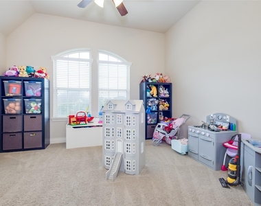 27707 Lodgemist Court - Photo Thumbnail 28