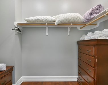 801 E Beach Drive - Photo Thumbnail 35