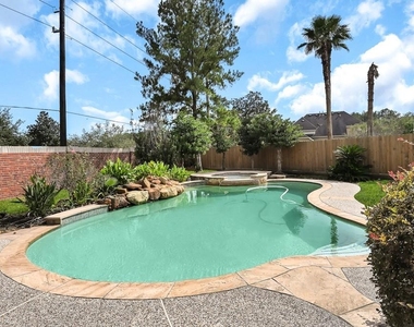 2002 Colbury Court - Photo Thumbnail 24