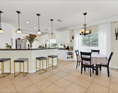 2002 Colbury Court - Photo Thumbnail 5