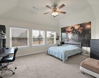 2002 Colbury Court - Photo Thumbnail 18
