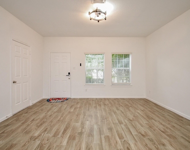 21723 Britton Hill Way - Photo Thumbnail 9