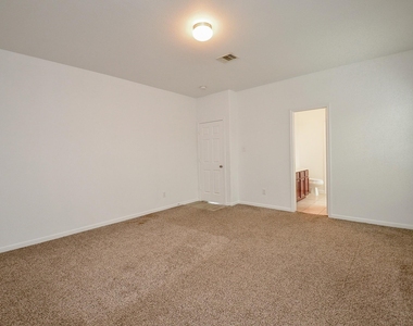 21723 Britton Hill Way - Photo Thumbnail 20