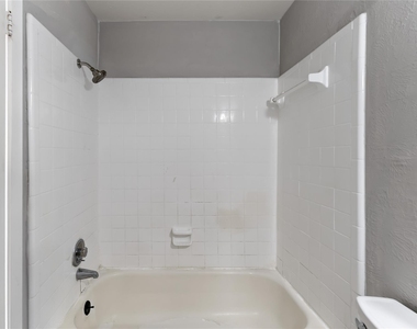 4154 Belle Park Drive - Photo Thumbnail 16