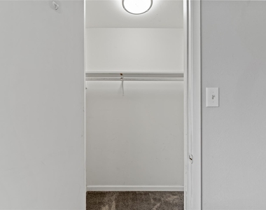 4154 Belle Park Drive - Photo Thumbnail 20