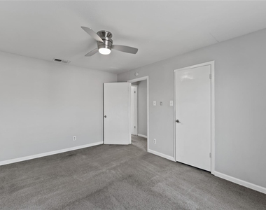 4154 Belle Park Drive - Photo Thumbnail 17