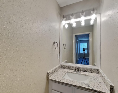 16411 Willingham Way - Photo Thumbnail 14