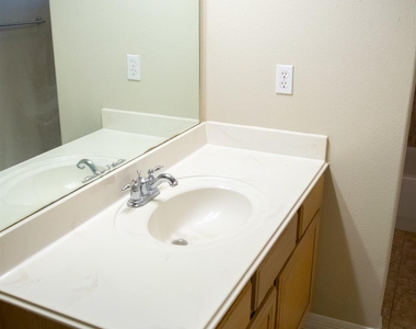 9224 Rodney Ray Boulevard - Photo Thumbnail 24