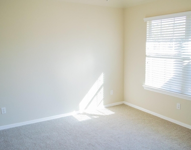 9224 Rodney Ray Boulevard - Photo Thumbnail 20