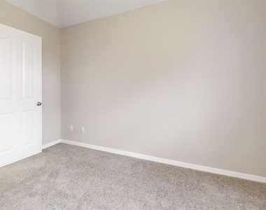9224 Rodney Ray Boulevard - Photo Thumbnail 6