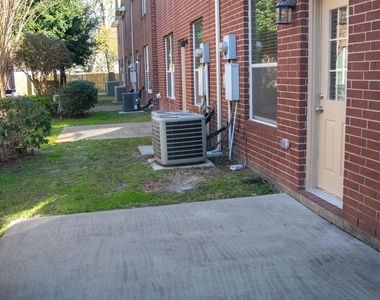 9224 Rodney Ray Boulevard - Photo Thumbnail 13