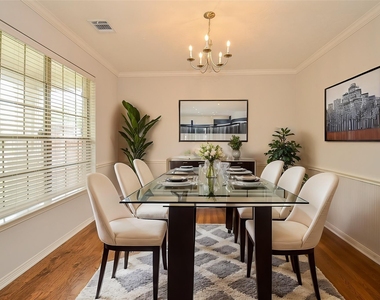 3911 Fallsbrook Court - Photo Thumbnail 3