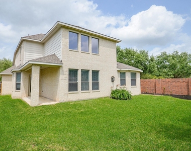 3911 Fallsbrook Court - Photo Thumbnail 29