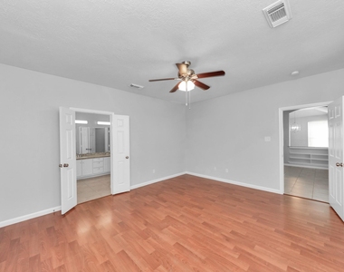 1819 Misty Falls Lane - Photo Thumbnail 16
